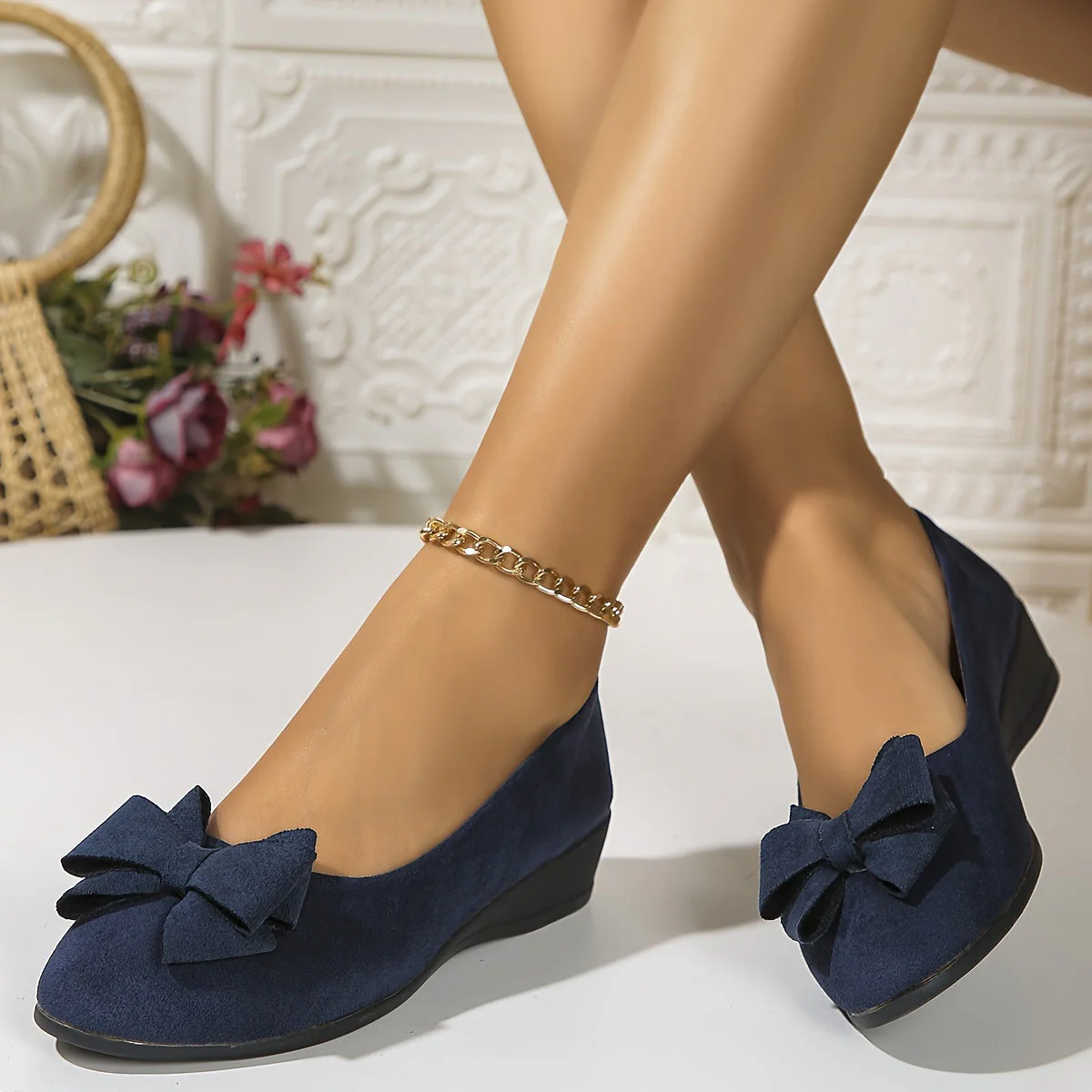Bella | Women's Bow Detail Round Toe Ballet Flats Slip-On - Image 3