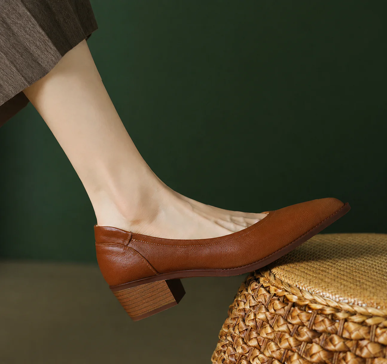 Cora | Women's Pointed Toe Block Heel Pumps Slip On Mid Heel Shoes - Image 5