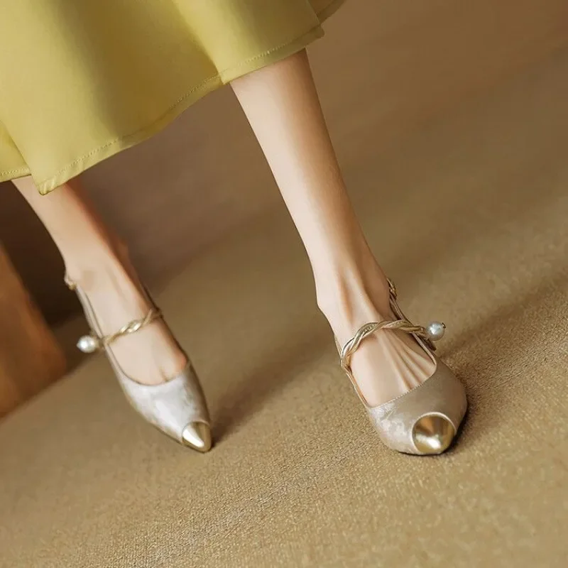 Fleur | Women's Pearl Strap Slingback Kitten Heels Pointed Toe Pumps - Image 4