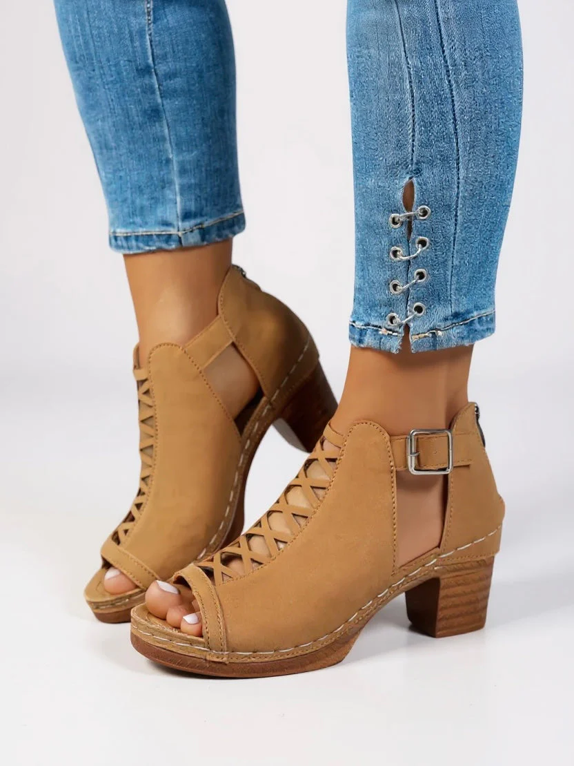 Halle | Women's Cushioned Sandals - Image 4