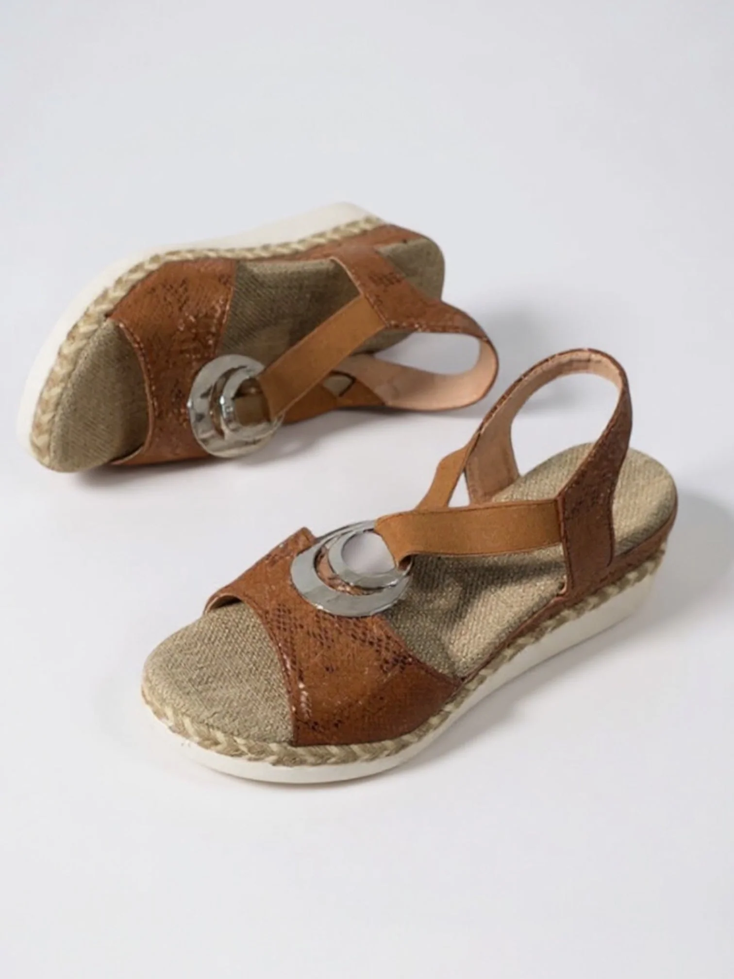 Jade | Women's Cushioned Sandals - Image 7