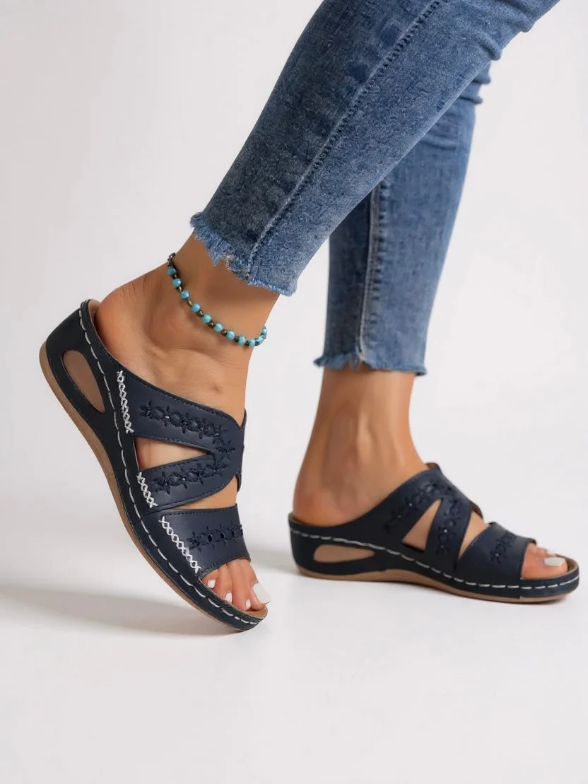 Margaux | Women's Cushioned Slip-On Sandals - Image 3