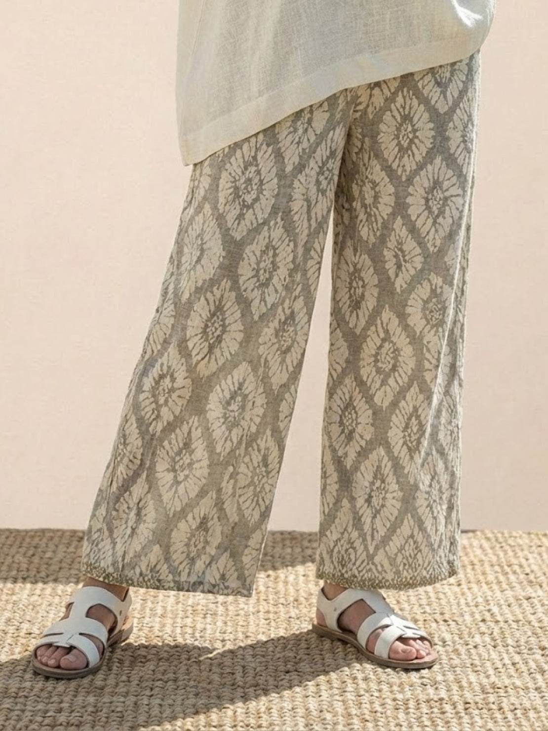 Paloma | Women's Casual Striped Wide-Leg Pants and Tee Two-Piece Set - Image 90