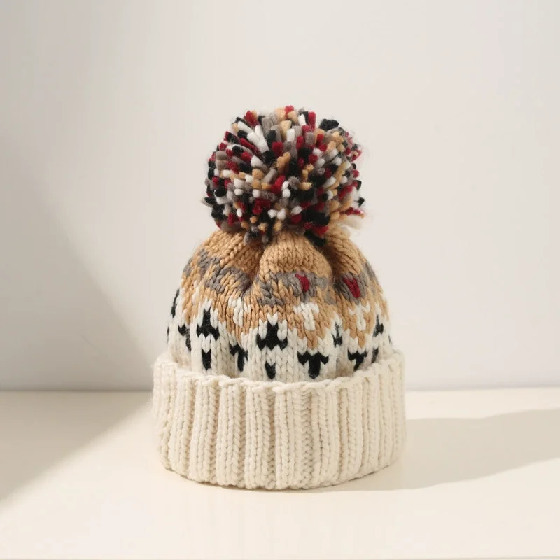 TAMARA™ | Cozy Snowflake Pom Beanie - Image 3