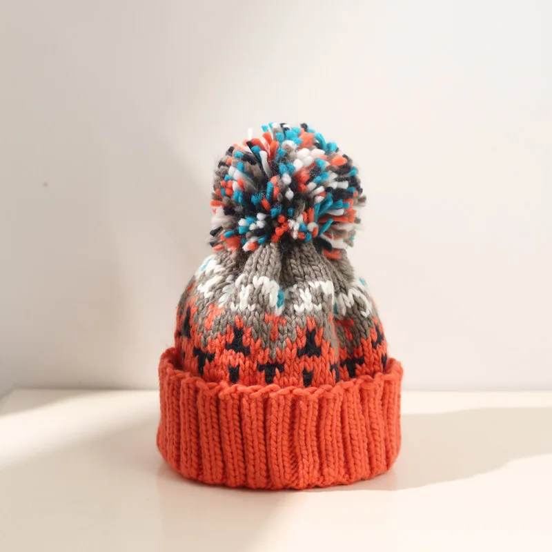 TAMARA™ | Cozy Snowflake Pom Beanie - Image 4